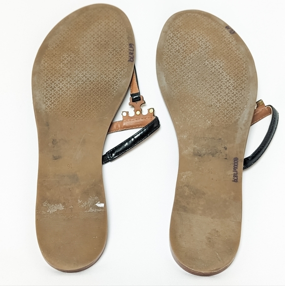 TORY BURCH Sandals Gold Logo Thong Sandle Black Size  9.5 - Picture 5 of 7